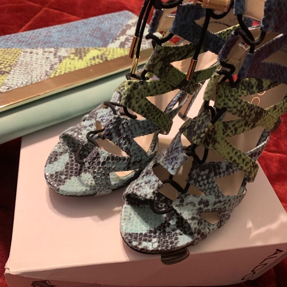 Aldo Python Heels & Matching Clutch - Picture 5 of 6